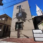 【Great Location!】Near Shinjuku Sta./Girls #302