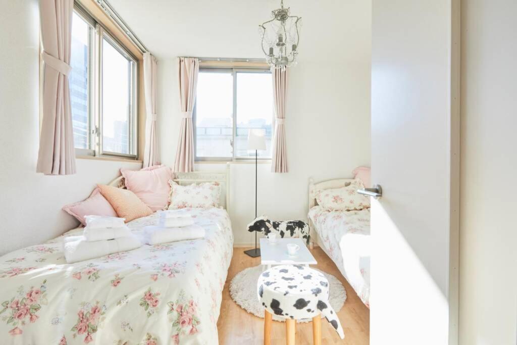 Apartment 【great Location!】near Shinjuku Sta./girls #302